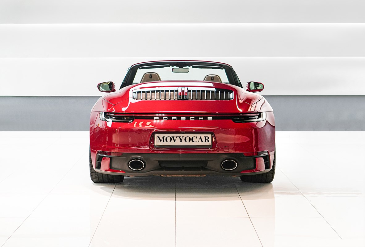 Movyocar Porsche 911 Carrera 4s car rental in dubai