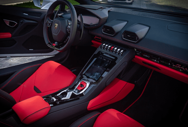 Movyocar Lamborghini Evo Spyder Black car rental in dubai