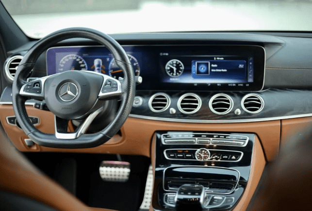 Movyocar Mercedes E Class Black car rental in dubai