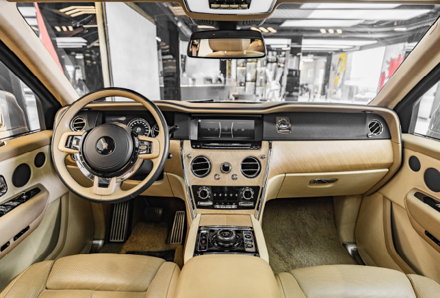 Movyocar Rolls Royce Cullinan Beige car rental in dubai