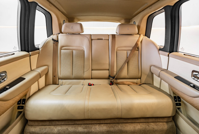 Movyocar Rolls Royce Cullinan Beige car rental in dubai