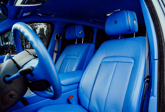 Movyocar Rolls Royce Cullinan Black Badge car rental in dubai