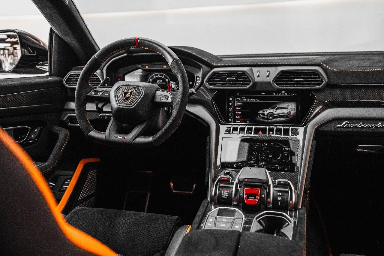 Movyocar Lamborghini Urus Performante car rental in dubai