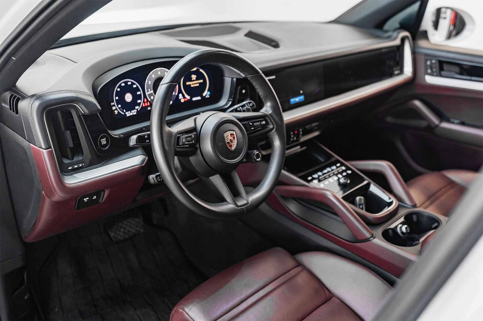Movyocar Porsche Cayenne Silver 1 car rental in dubai