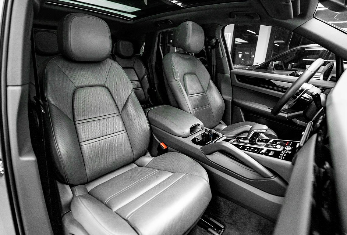 Movyocar Porsche Cayenne Silver 2 car rental in dubai